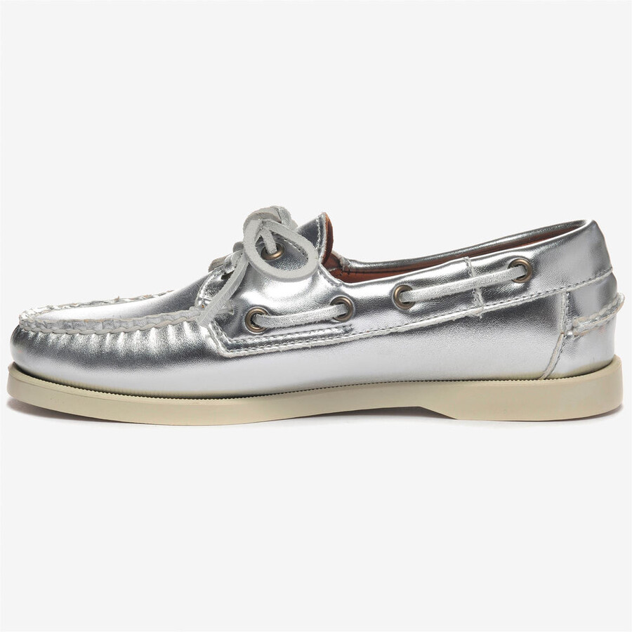 docks portland met femme argent