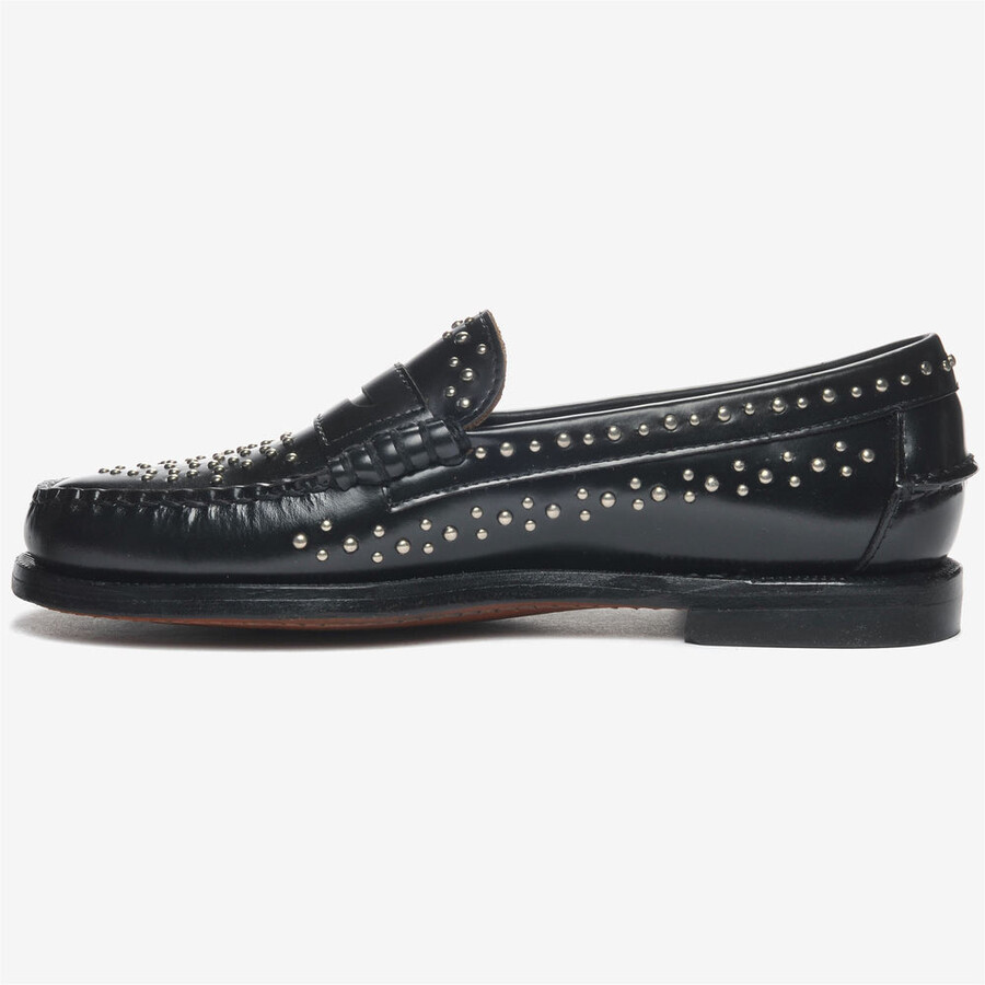 dan studs femme noire